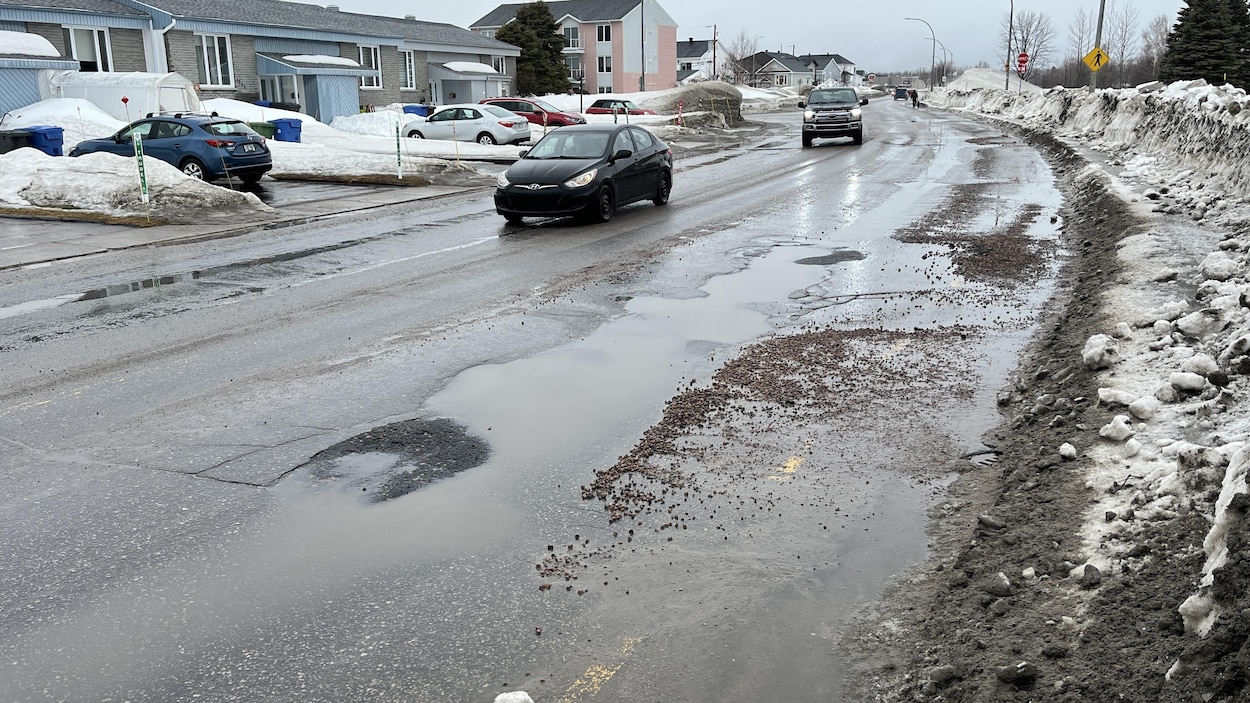 Les nids-de-poule creusent le portefeuille des municipalités