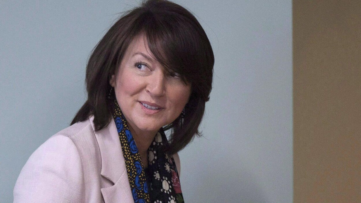 Nathalie Normandeau, en juin 2016, au palais de justice de Québec.