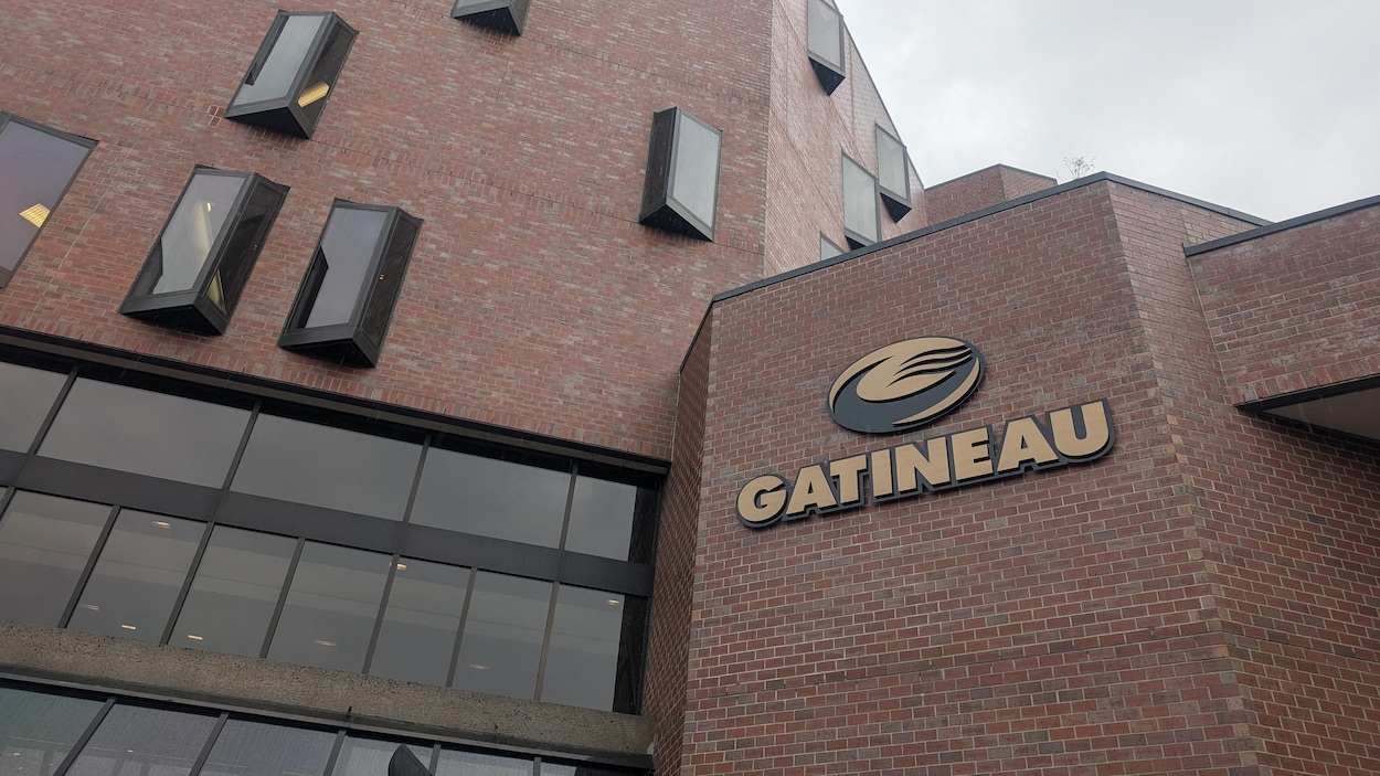 La Ville de Gatineau perd deux directeurs de service pour Laval