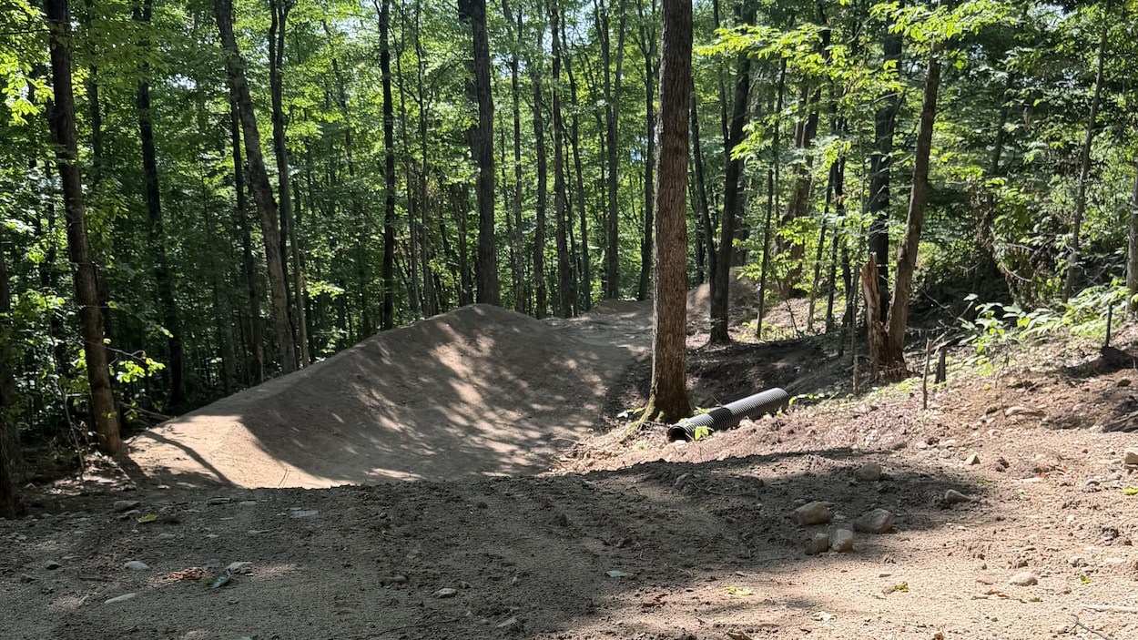 De nouvelles pistes de vélo de montagne aménagées au Mont-Sainte-Anne