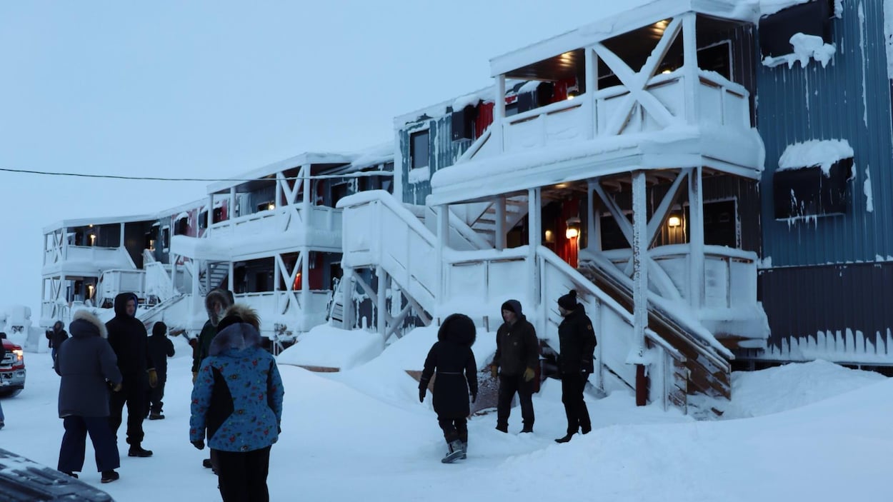 21 nouveaux logements sociaux inaugurés à Cambridge Bay