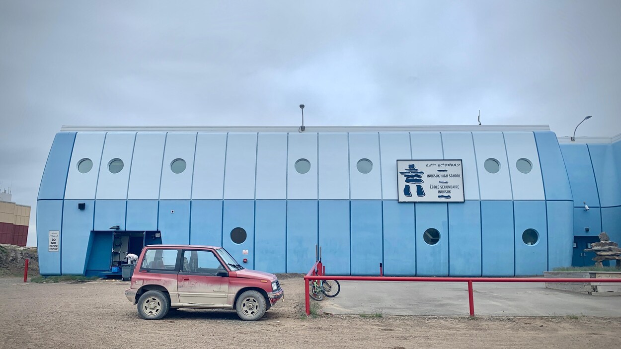 L'École secondaire Inuksuk.
