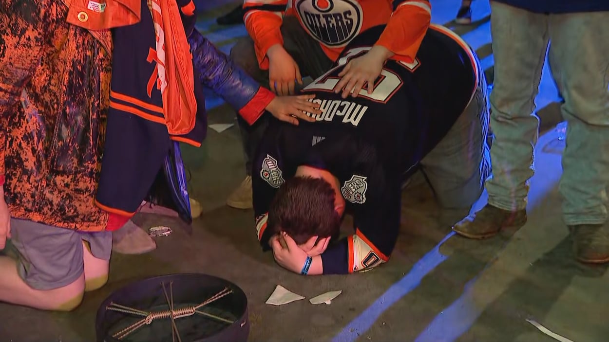 Élimination des Oilers : la tristesse des supporteurs