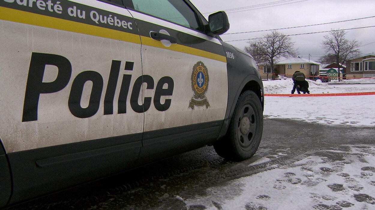 Une enquête policière a lieu sur la rue de Riverain à Matane.