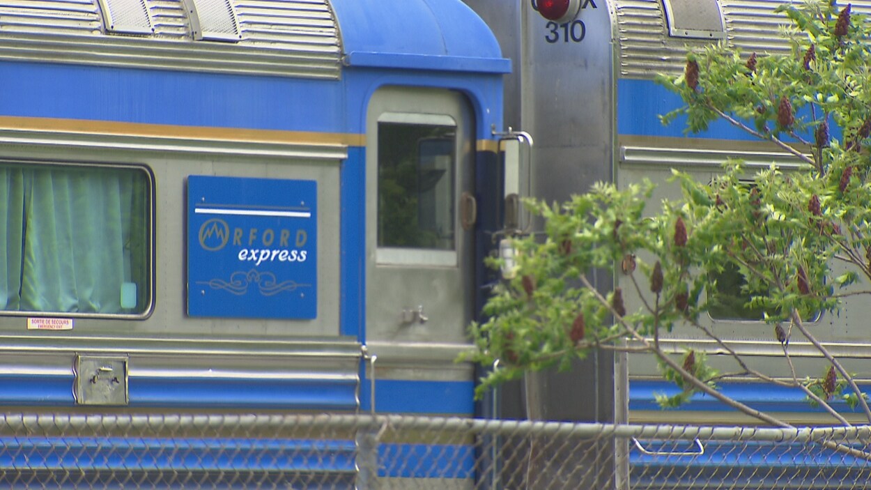 Le train est immobilisé.