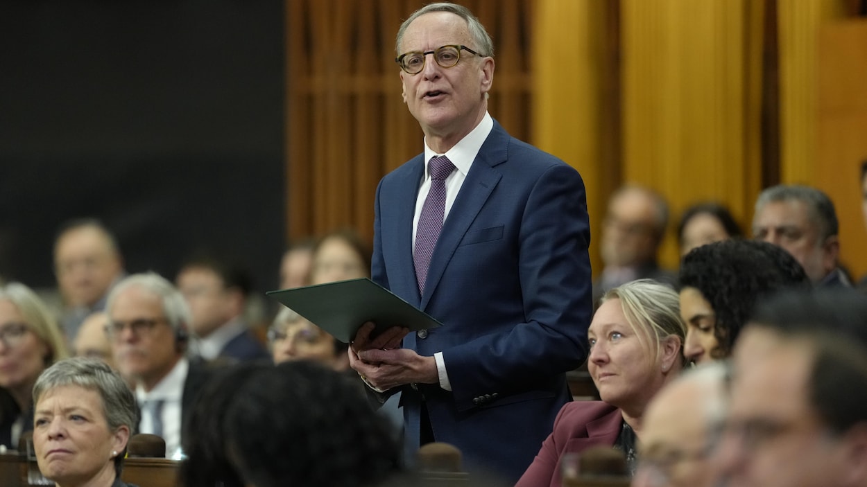 Le gouvernement fédéral révise sa loi sur le travail forcé à l’étranger
