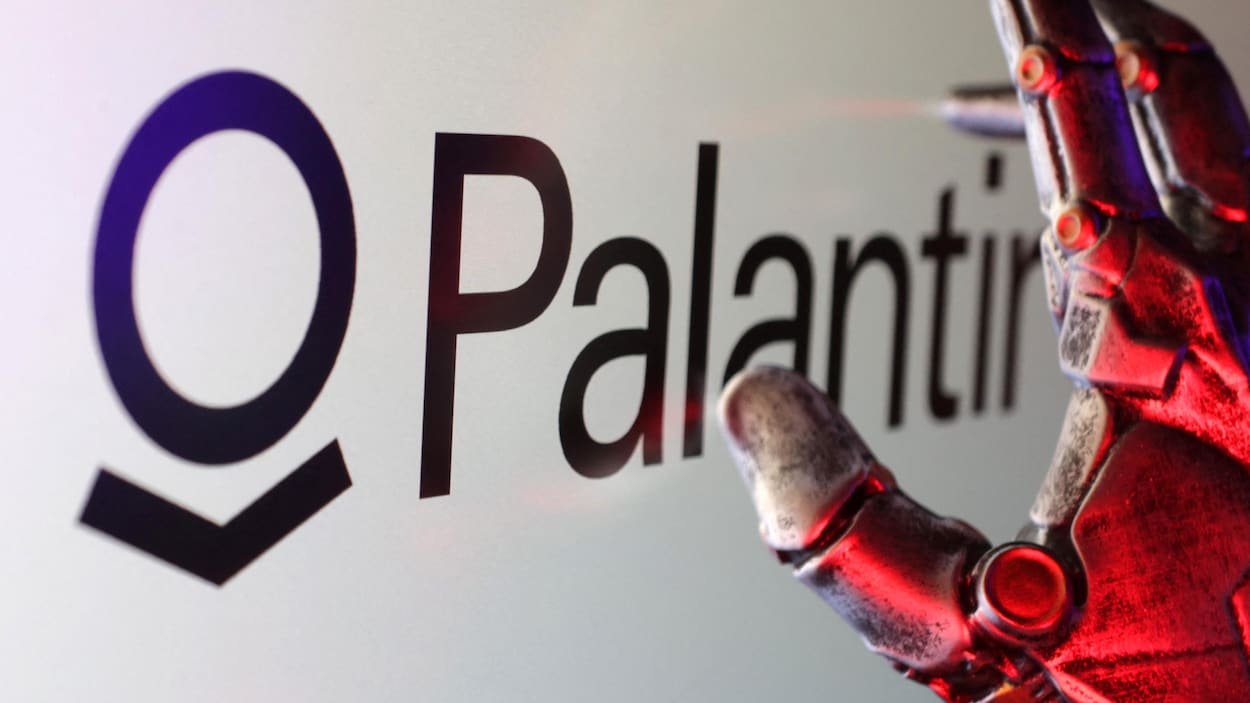 Ottawa a autorisé 18 employés de Palantir à accéder à des documents de défense classifiés