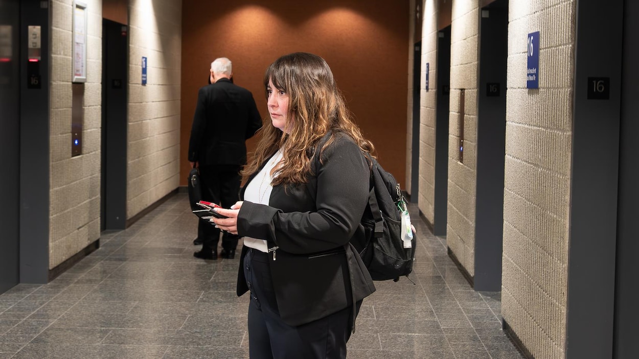 Procès du cardinal Ouellet : la défenderesse nuance sa version