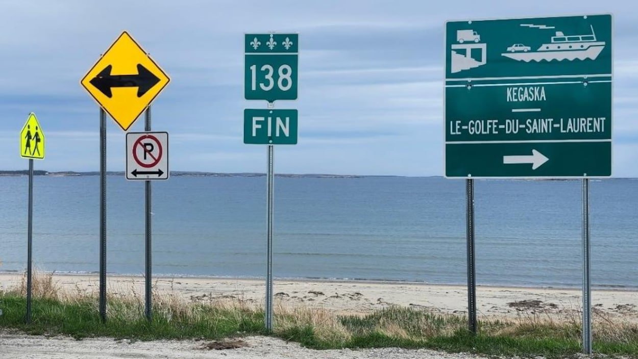 Le panneau du bout de la route 138 est de retour