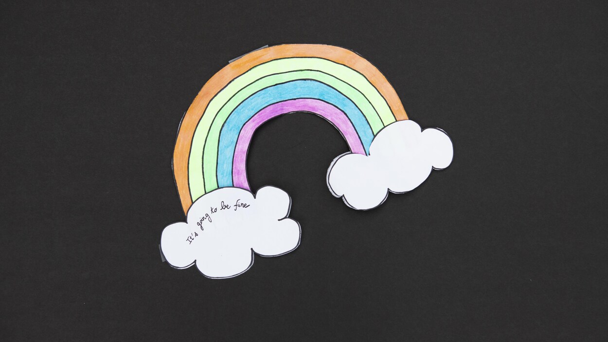 Un arc-en-ciel en papier