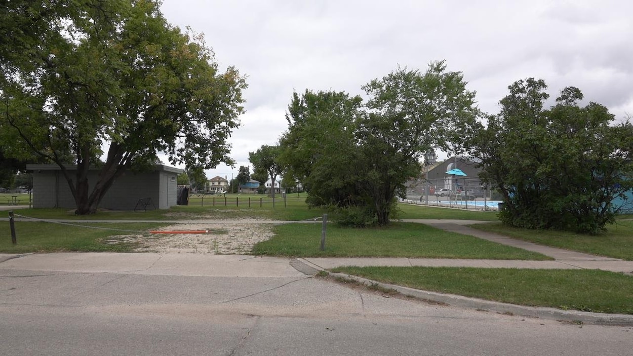 Le parc Provencher pourrait abriter le futur centre aquatique de Saint-Boniface