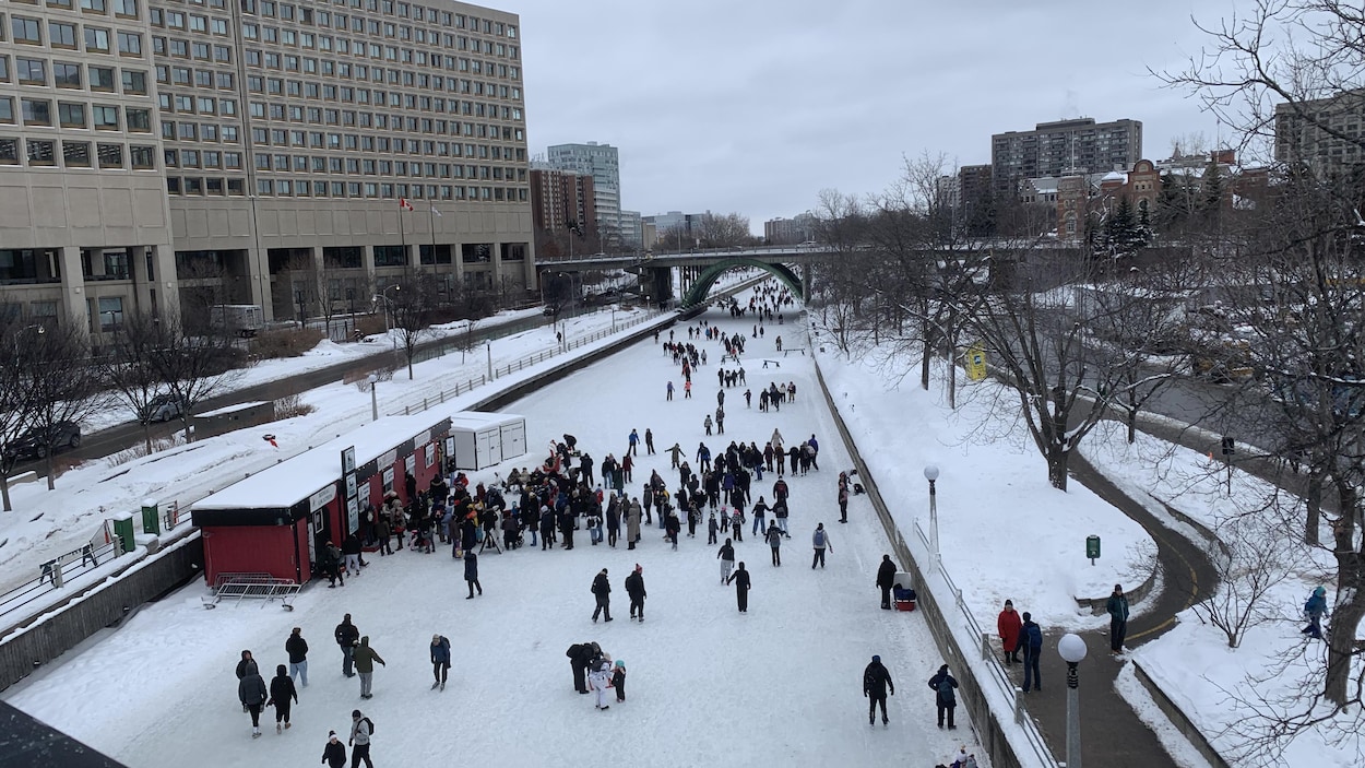 La patinoire du canal Rideau fermée jusqu’à nouvel ordre