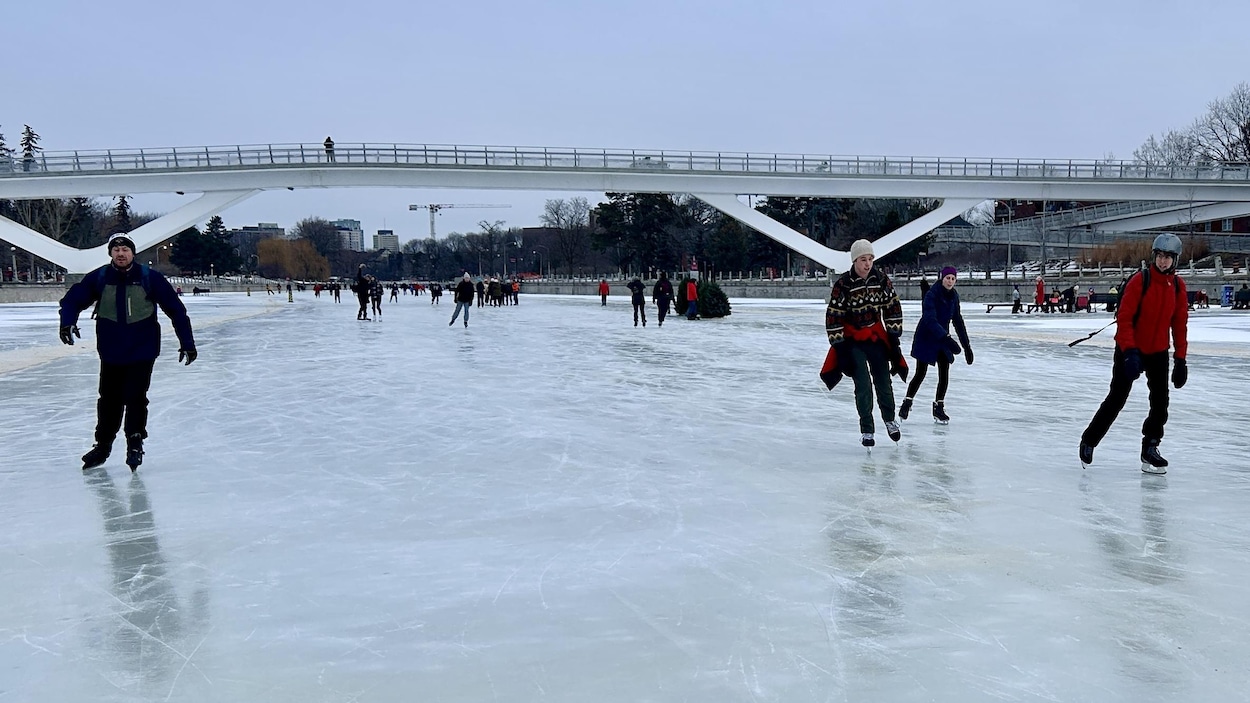 C’est parti pour la 56e saison de patinage sur le canal Rideau