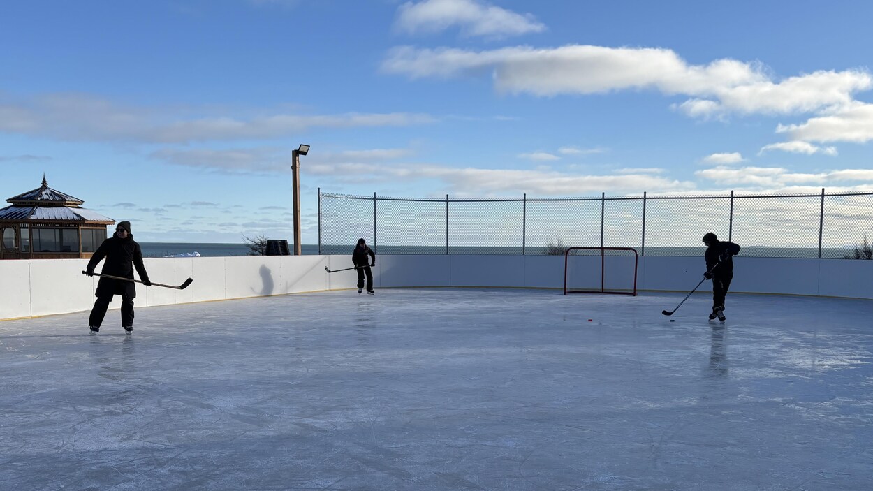 Les patinoires citoyennes de la Minganie rassemblent