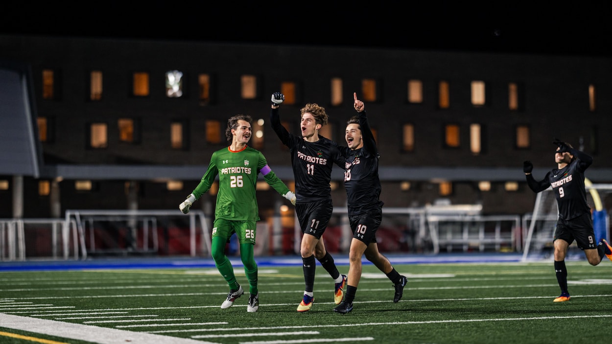 Les Patriotes en demi-finales du Championnat canadien de soccer masculin