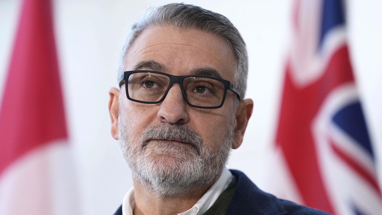 Politique d’absentéisme en Ontario : les directions décideront, dit le ministre