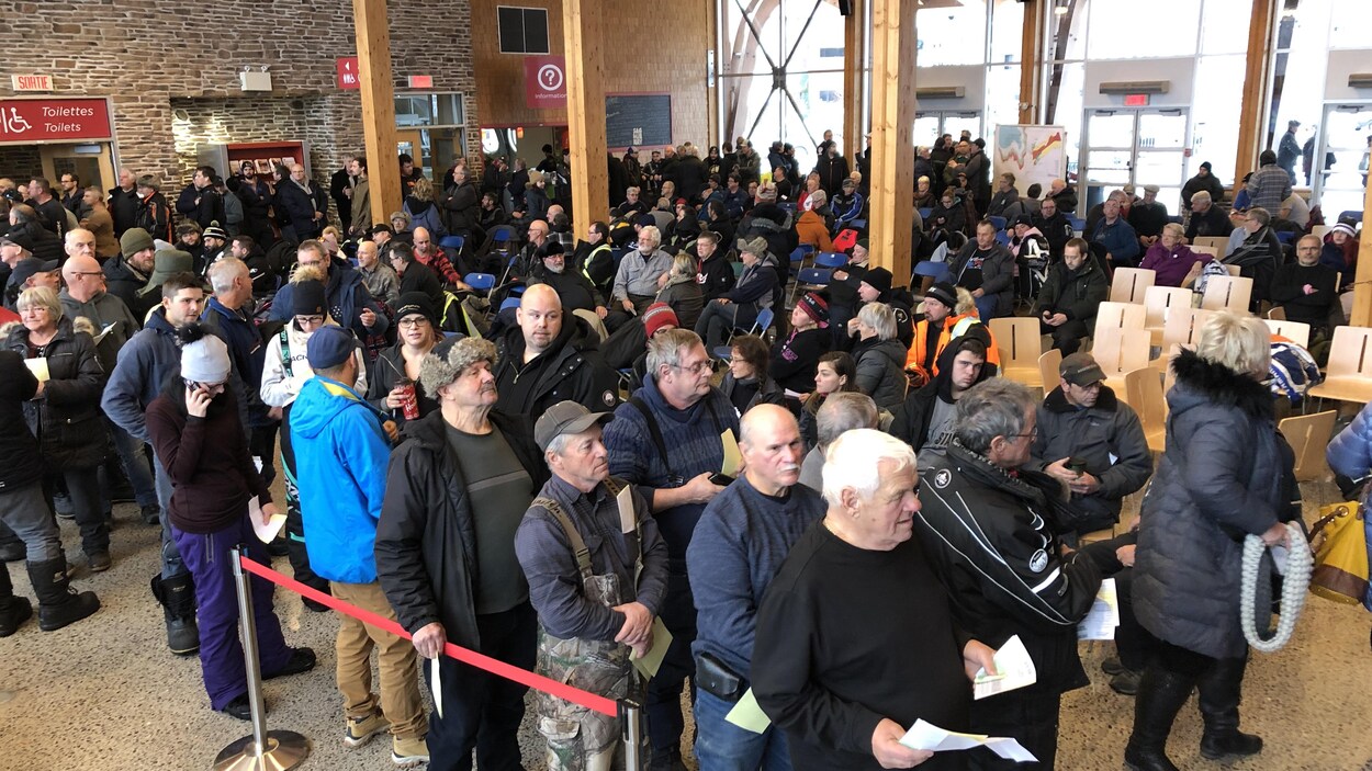 Une foule.