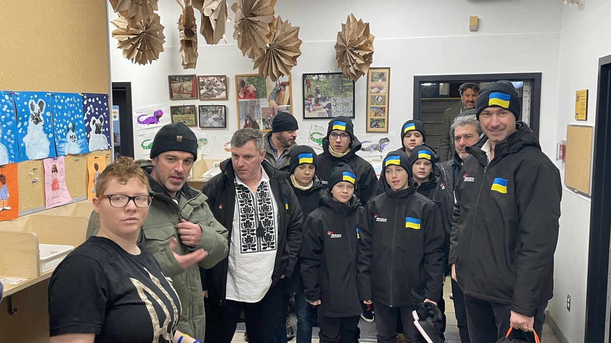 Une photo de groupe des jeunes pee-wee.