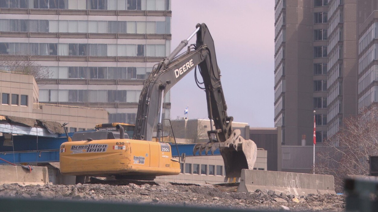 Travaux de décontamination du sol pour le projet immobilier Zibi