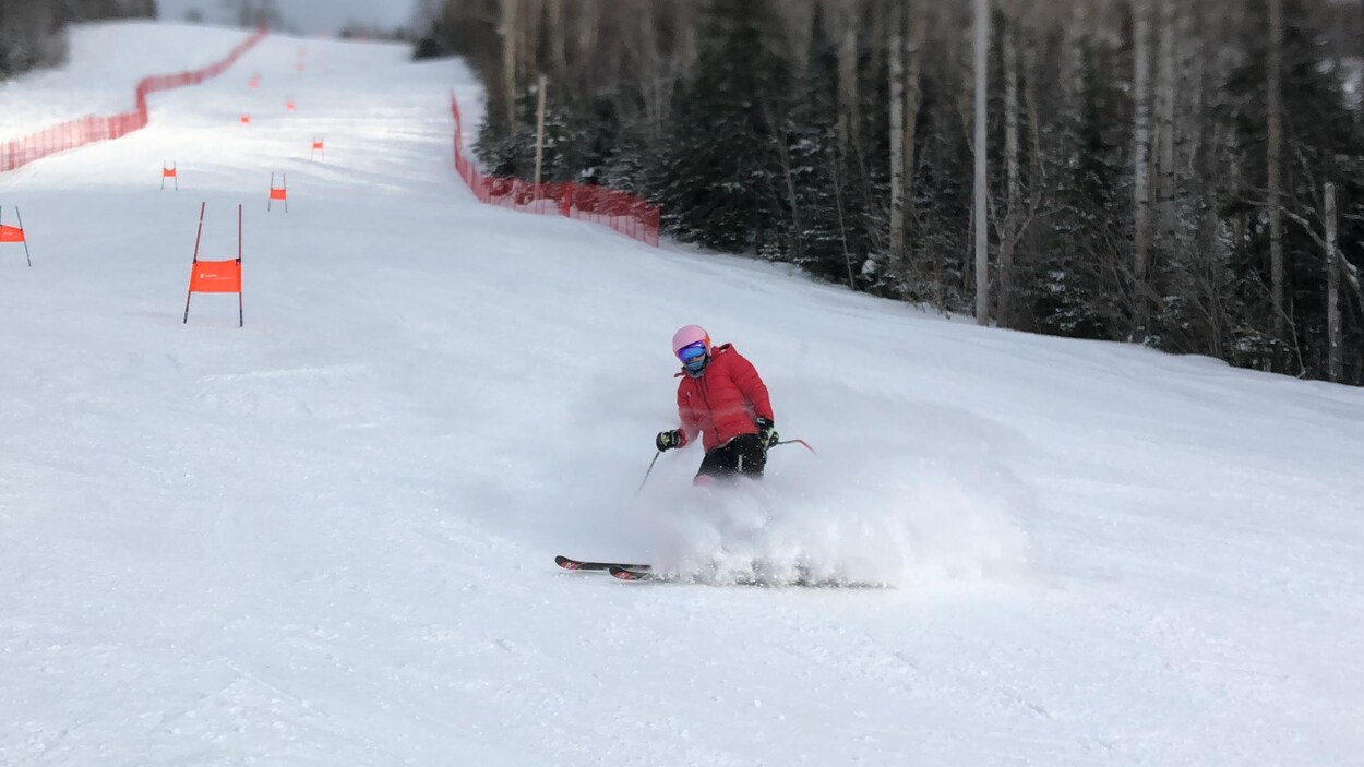 Pas De Ski Alpin En Ontario Pendant Le Confinement Radio Canada Ca