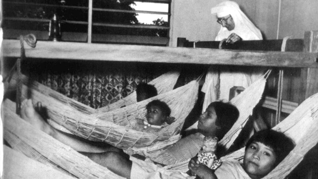 BUT Guyane - Aujourd'hui, ce sont les lits pour enfants