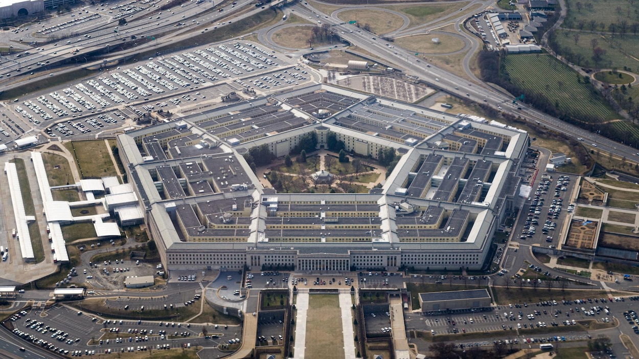 USA. Des organes de presse refusent de signer les nouvelles règles du Pentagone, affirmant qu’elles les pénaliseraient pour des activités de collecte d'informations de routine @RadioCanadaInfo