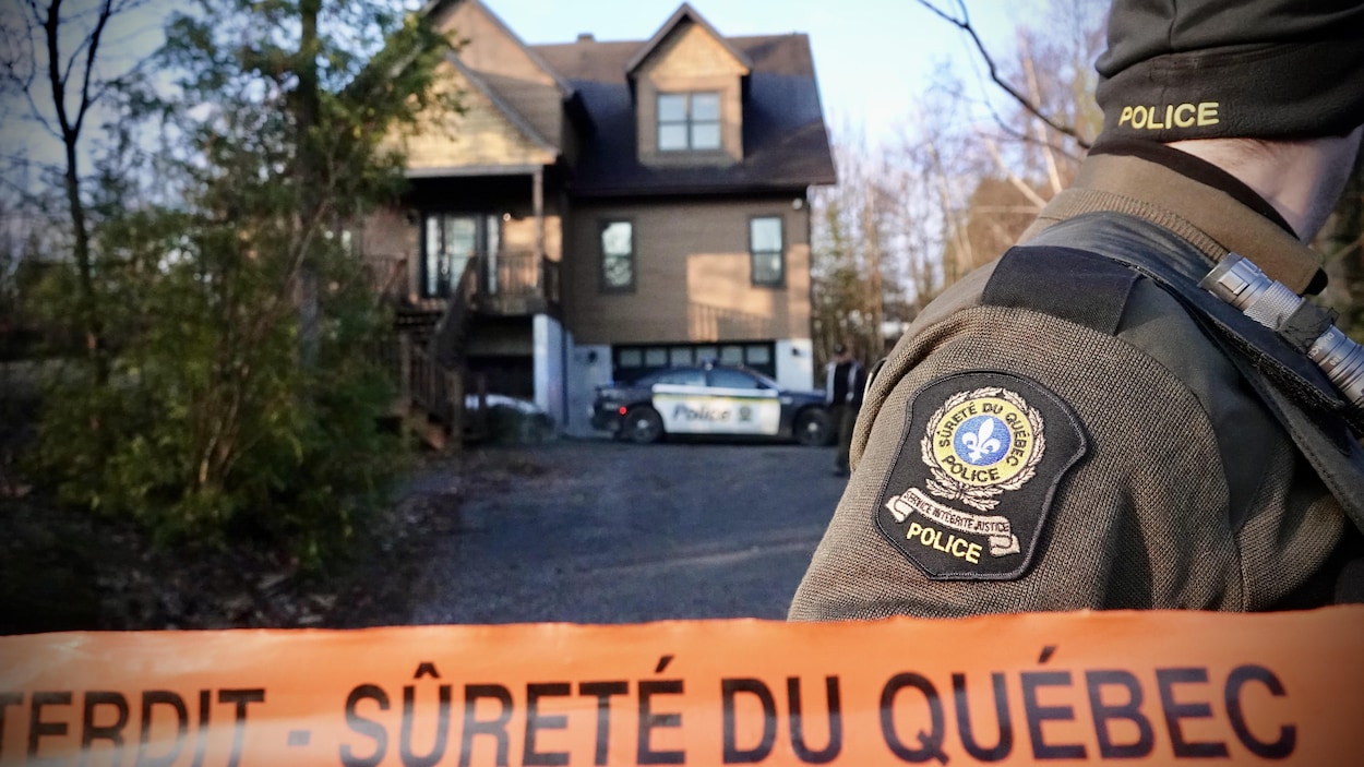 Vaste opération policière visant un réseau de trafic de méthamphétamine |  Radio-Canada