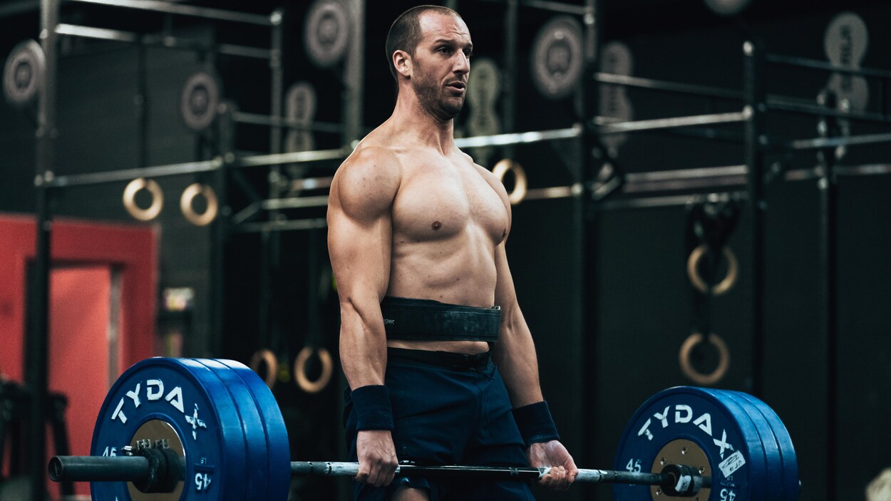 Pete Shaw pendant les CrossFit Games 2020 au gymnase CrossFit NCR à Ottawa.