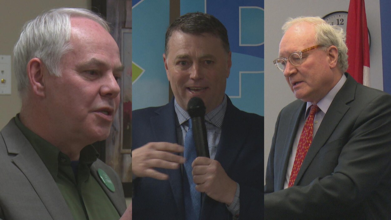 À gauche, Peter-Bevan Baker du Parti vert; au centre, Dennis King du Parti conservateur; à droite, Wade MacLauchlan, du Parti libéral.