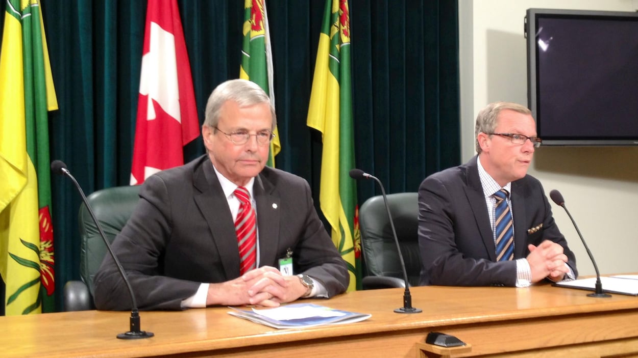 Peter MacKinnon et Brad Wall. Peter MacKinnon et Brad Wall.