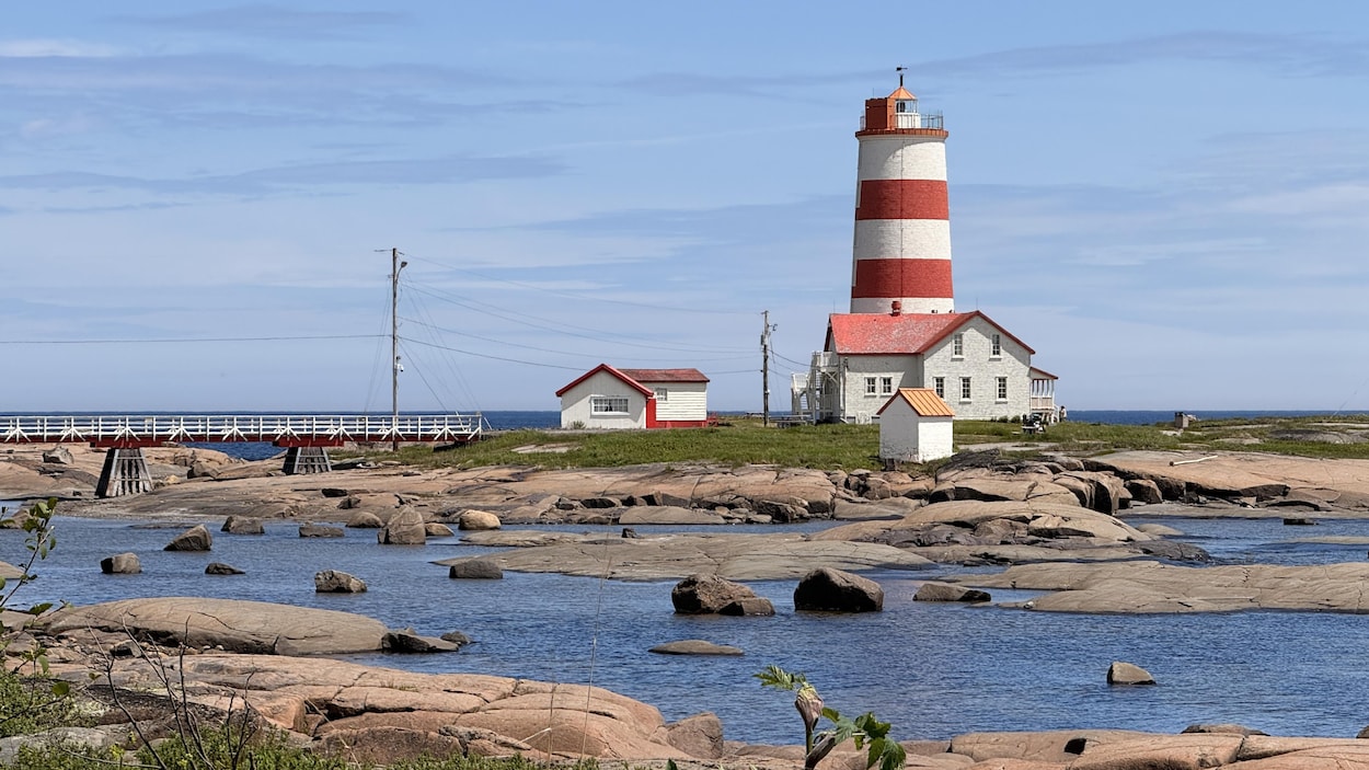 Renaissance du phare de Pointe-des-Monts