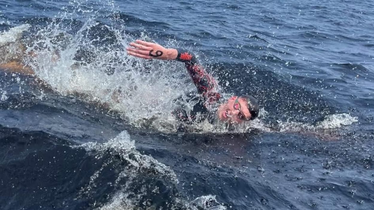 Un athlète du Vert et Or parmi les cinq premiers à la Traversée du lac Saint-Jean