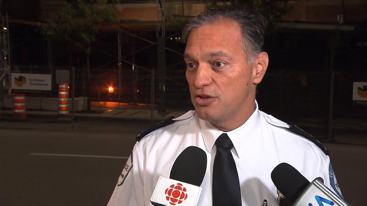 Le chef du Service police de la Ville de Montréal, Philippe Pichet, s'est adressé à la presse à 6 h vendredi matin.