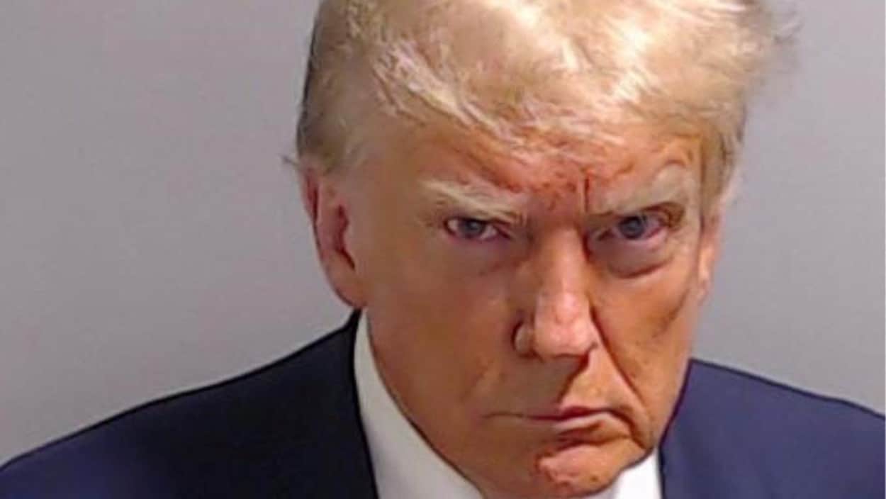 Le portrait de Trump rejoint la galerie des photos judiciaires célèbres Donald Trump face à la