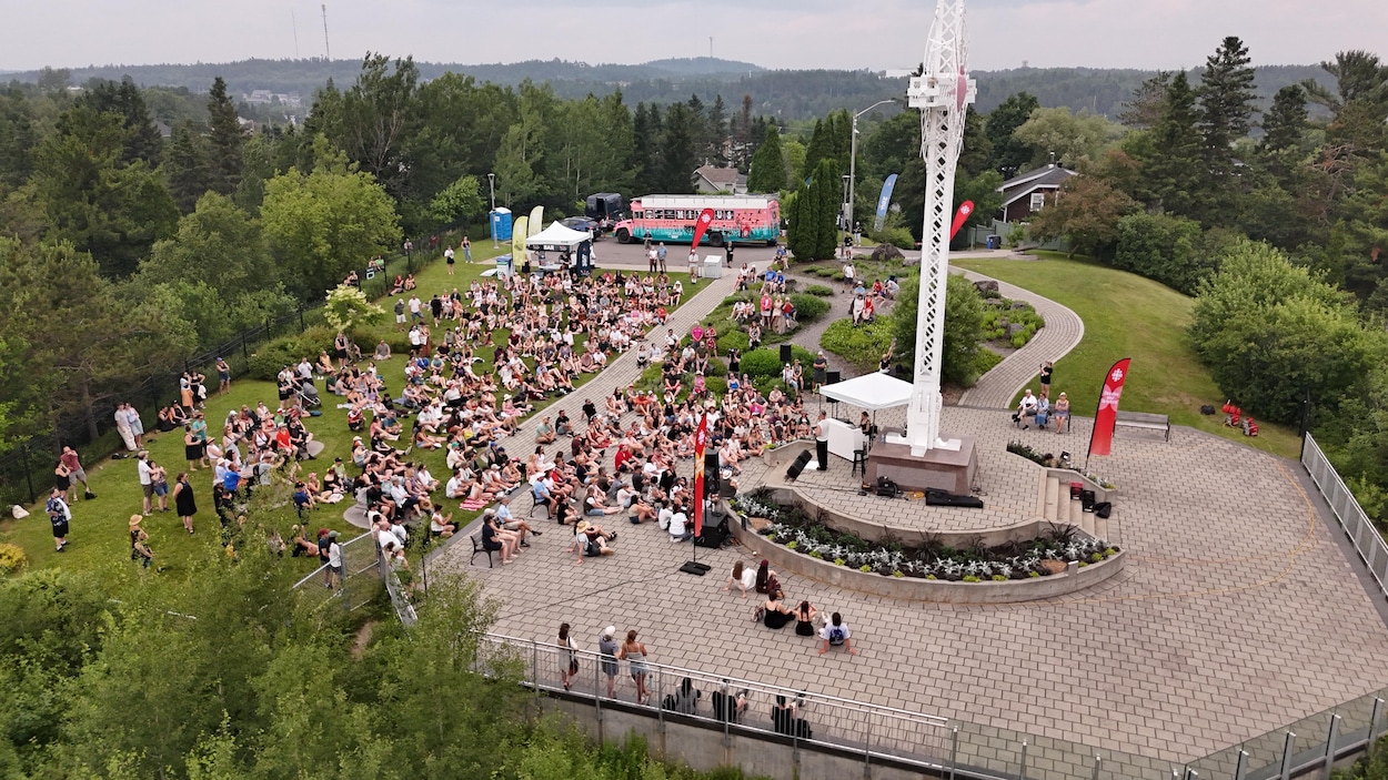 Pierre Lapointe doit arrêter son spectacle à Chicoutimi