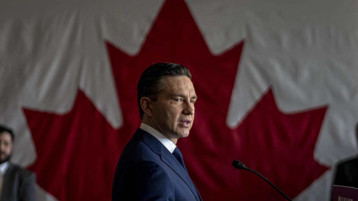 Poilievre souhaite que Carney soit plus transparent dans ses demandes commerciales