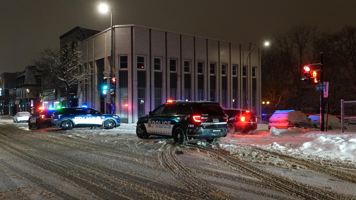 Un homme de 35 ans poignardé à Montréal se trouve dans un état critique