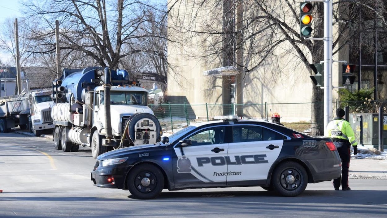 Retour à La Normale à L’hôpital De Fredericton Après Une Opération ...