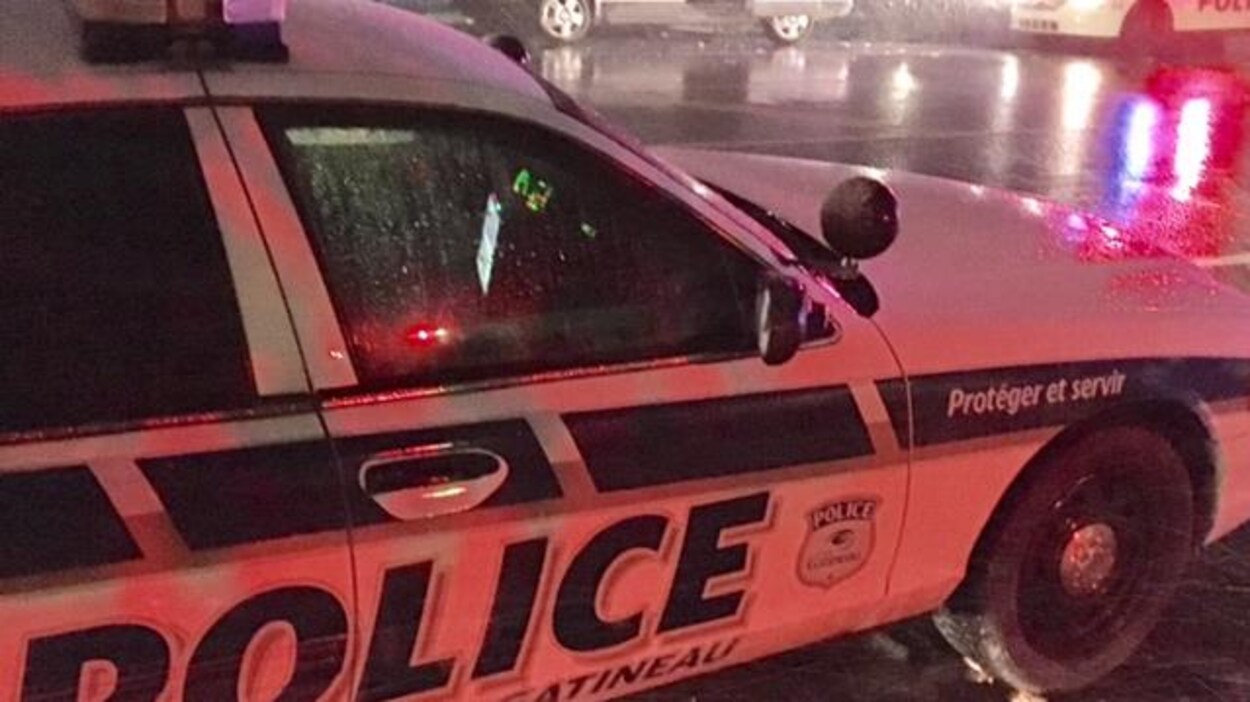 Une voiture du Service de police de Gatineau Une voiture du Service de police de Gatineau
