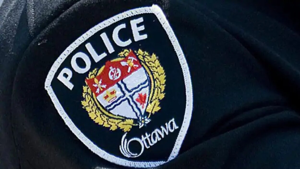 Écusson du Service de police d'Ottawa.
