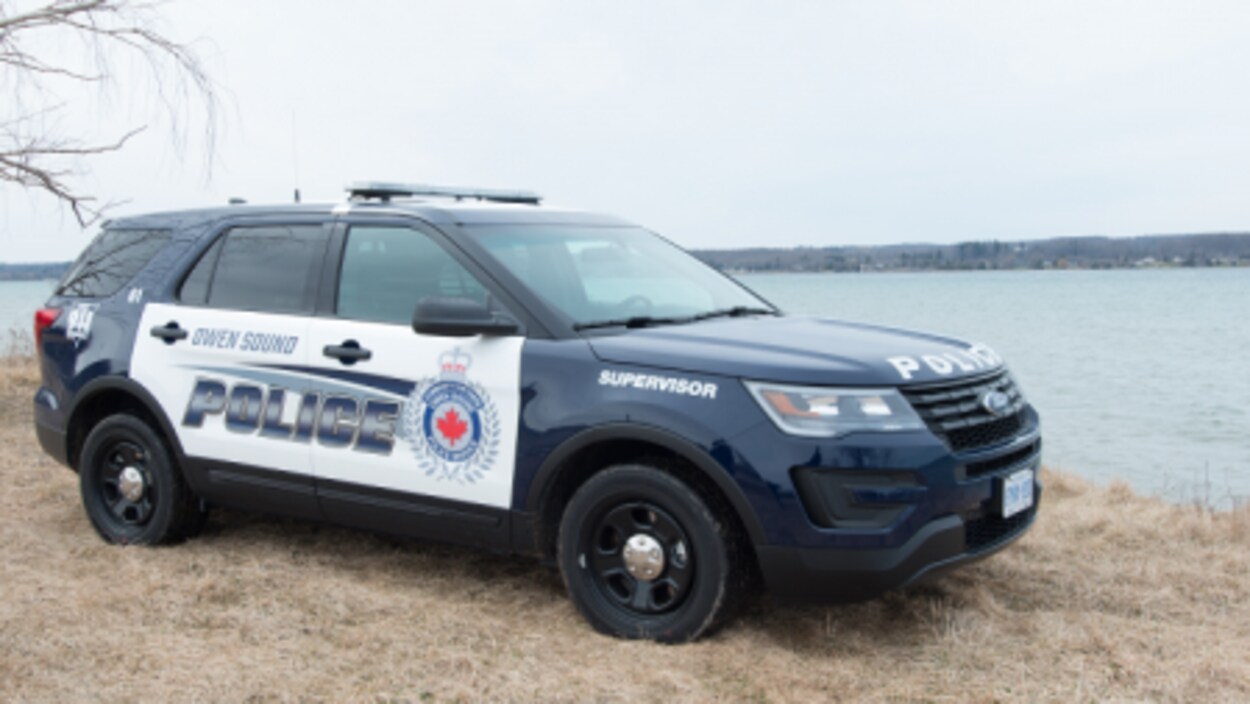 Une voiture du Service de police d'Owen Sound.