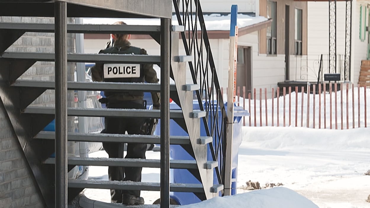 Dix suspects liés au BFM arrêtés lors d’une frappe policière à Montmagny