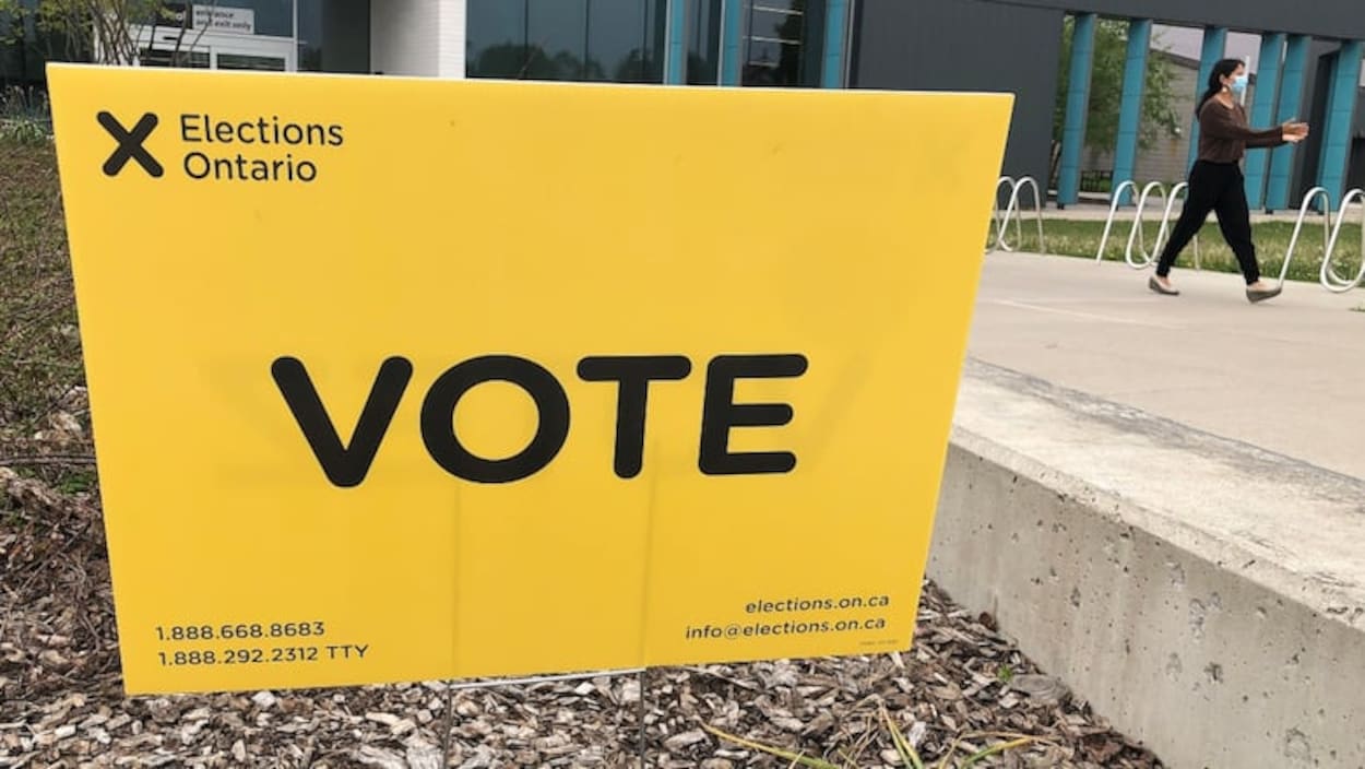 Début du vote par anticipation dans trois circonscriptions