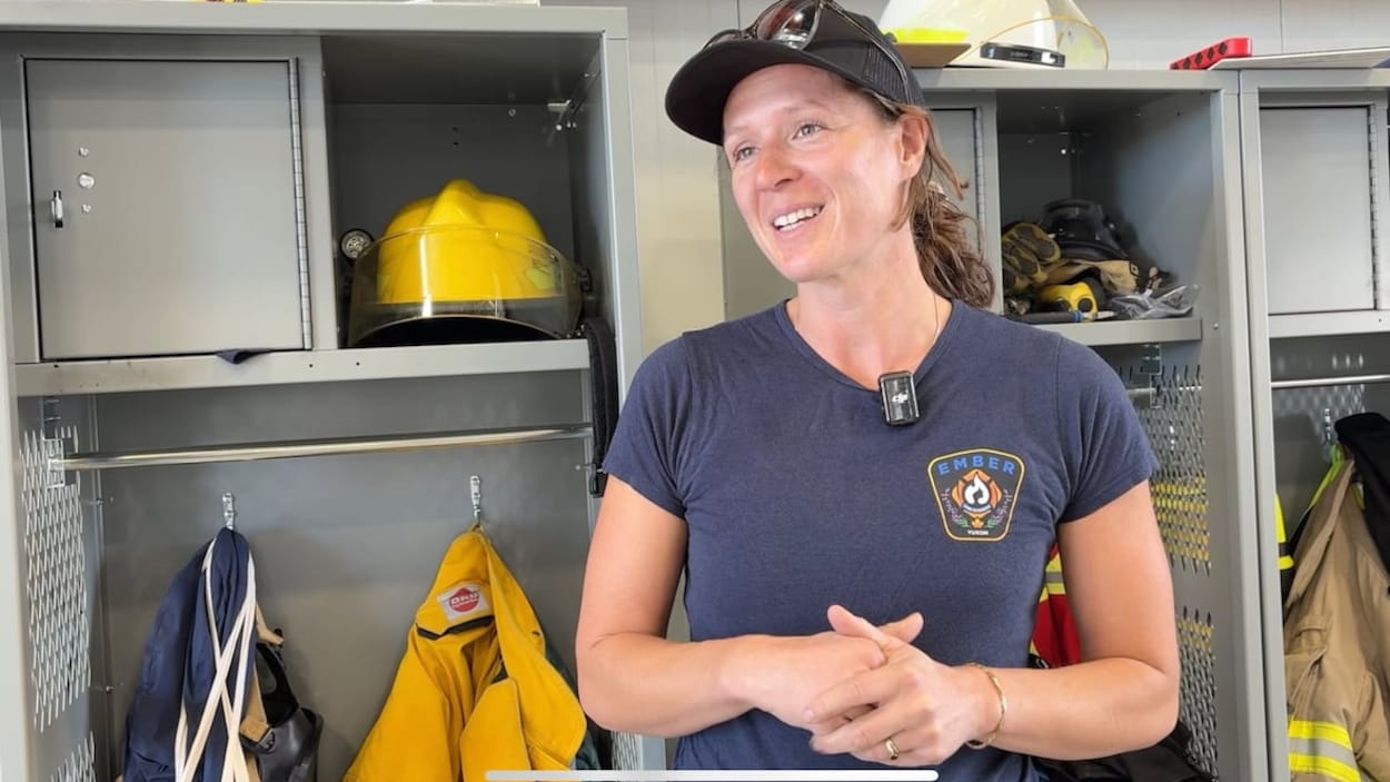Le camp Ember favorise la diversité de genre chez les pompiers du Yukon