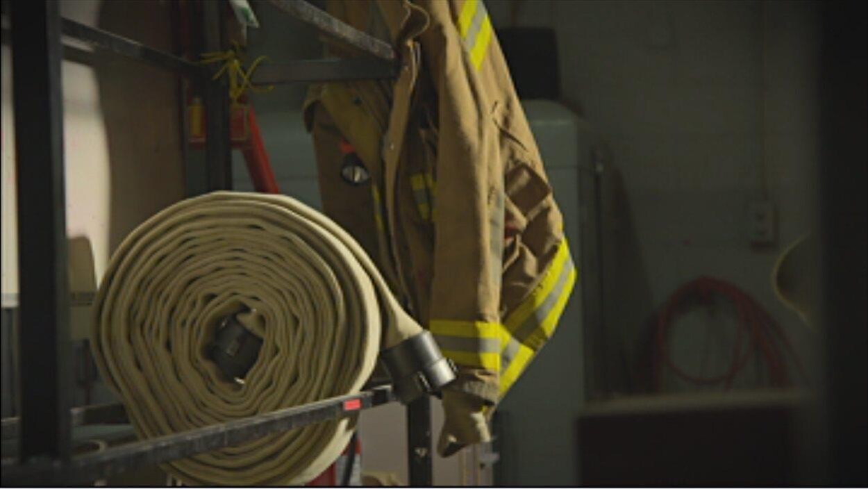 Boyau d'incendie dans une caserne de pompiers.
