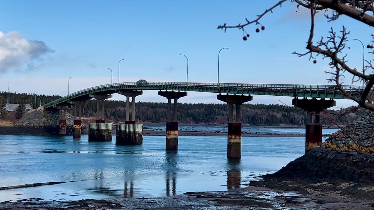 Les États-Unis bloquent un camion de vivres à destination d’une île isolée du N.-B.