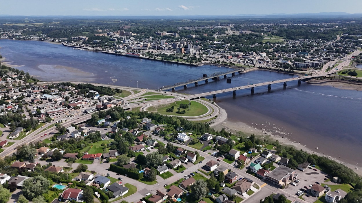 Les candidats dans Chicoutimi-Le Fjord divisés sur l’immigration temporaire