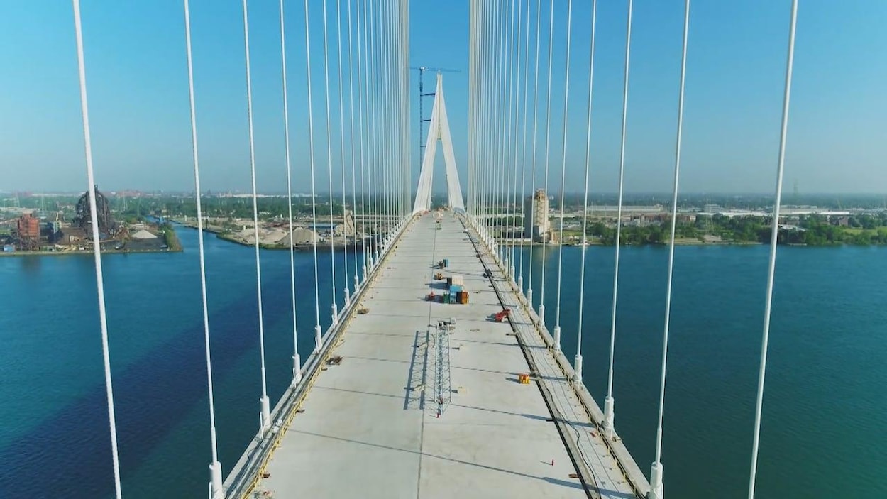 Le pont Gordie-Howe est « pratiquement achevé », mais les batailles judiciaires continuent