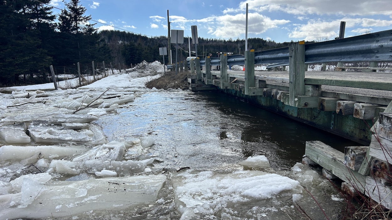 Réouverture des ponts à Saint-Ambroise et à Saint-Thomas-Didyme