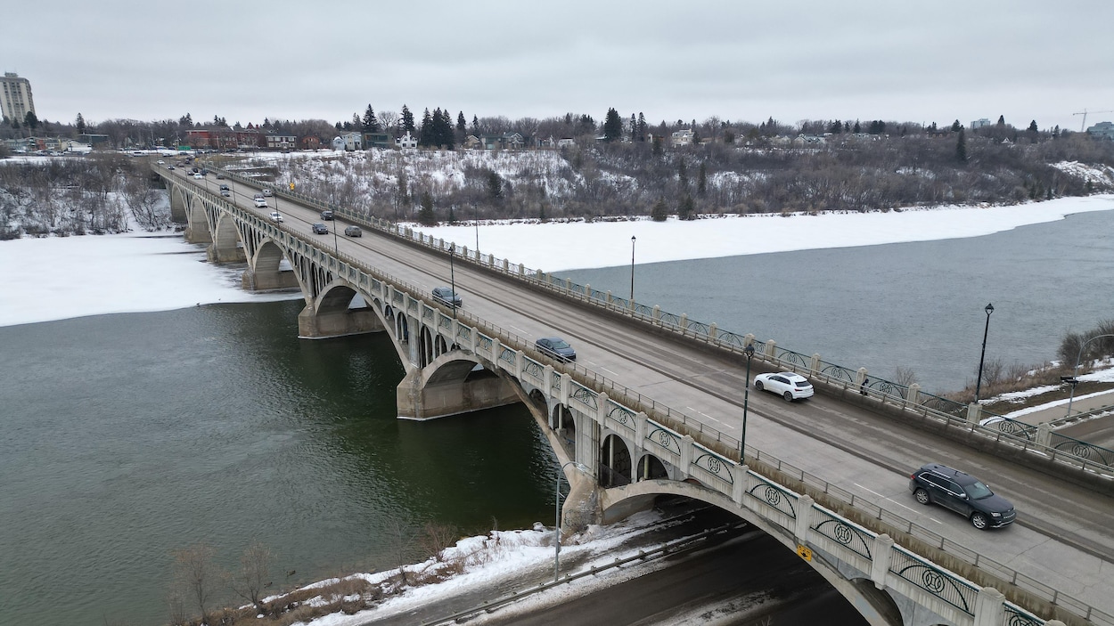Fermeture du pont de l’Université : un cauchemar pour automobilistes et commerçants